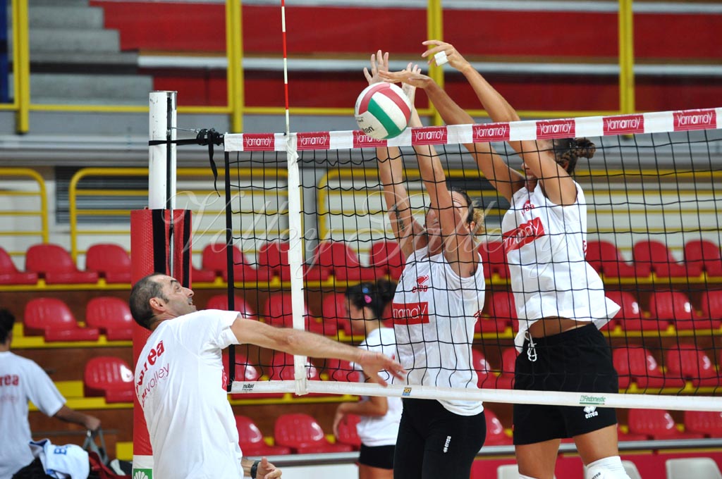 Yamamay primi allenamenti (31)